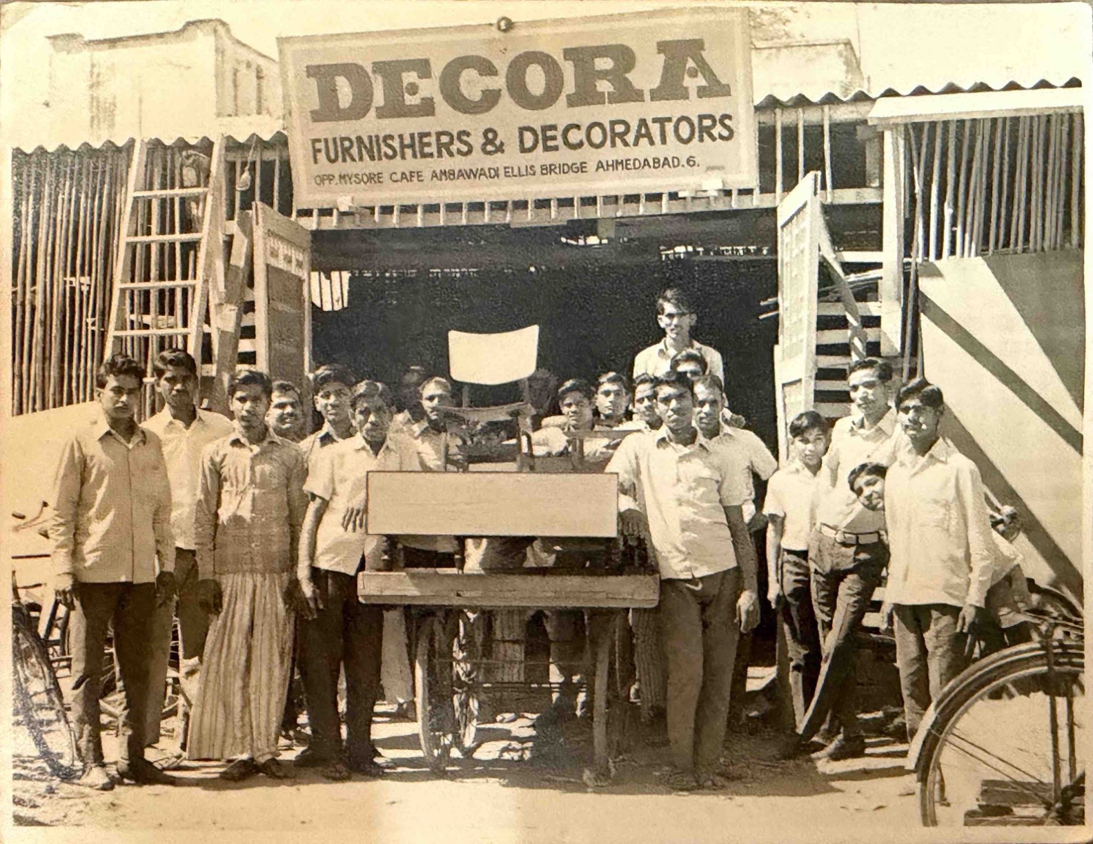 Decora Ambawadi — Est. 1967